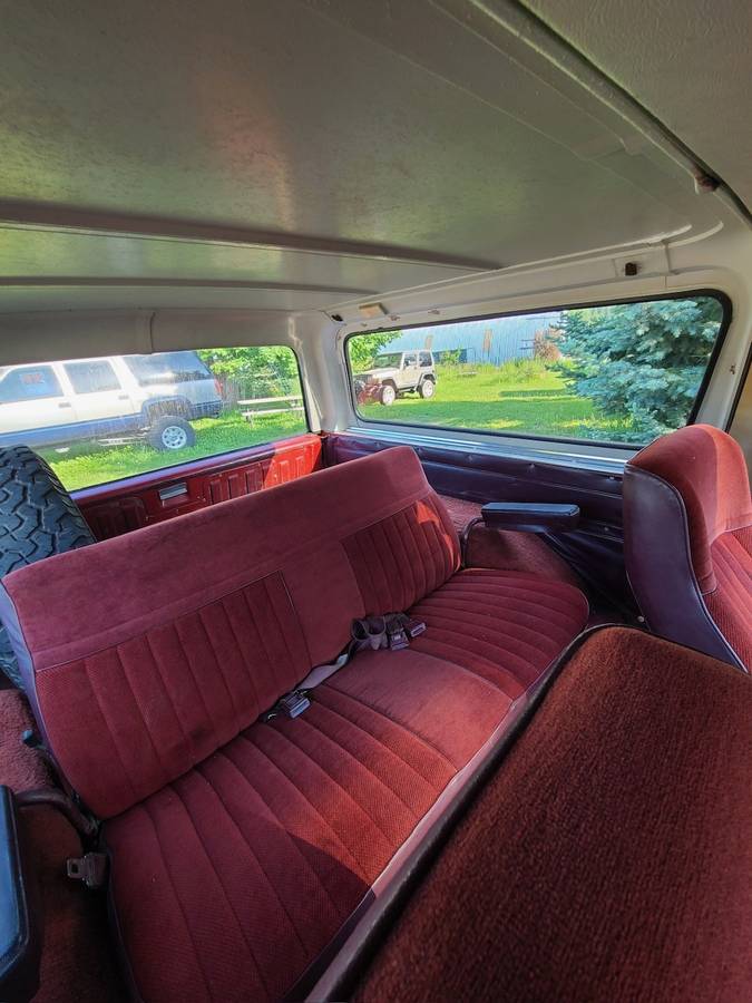 Chevy-k5-blazer-4x4-1986-red-11
