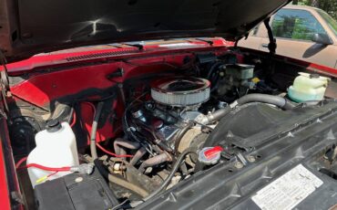 Chevy-k5-blazer-4x4-1986-red-2