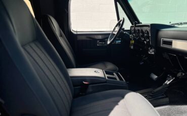 Chevy-k5-blazer-4x4-1988-black-12