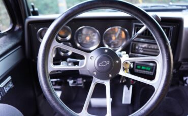 Chevy-k5-blazer-4x4-1988-black-13