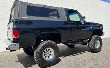 Chevy-k5-blazer-4x4-1988-black-5