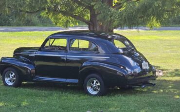 Chevy-master-deluxe-1941-black