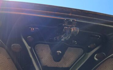Chevy-master-deluxe-1941-black-5