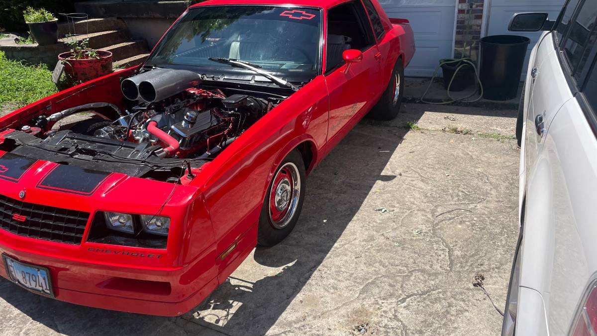 Chevy-monte-carlo-1984-red-1