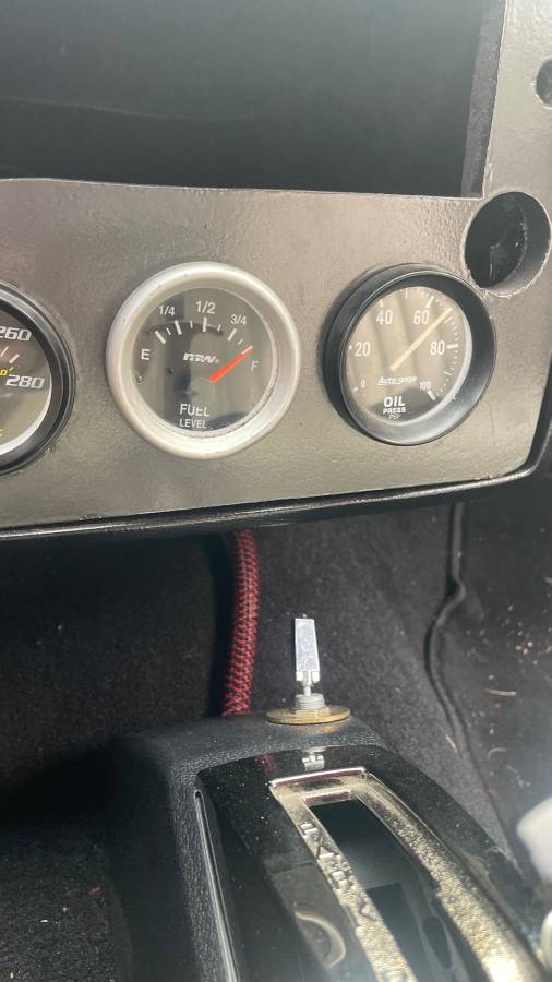 Chevy-monte-carlo-1984-red-8