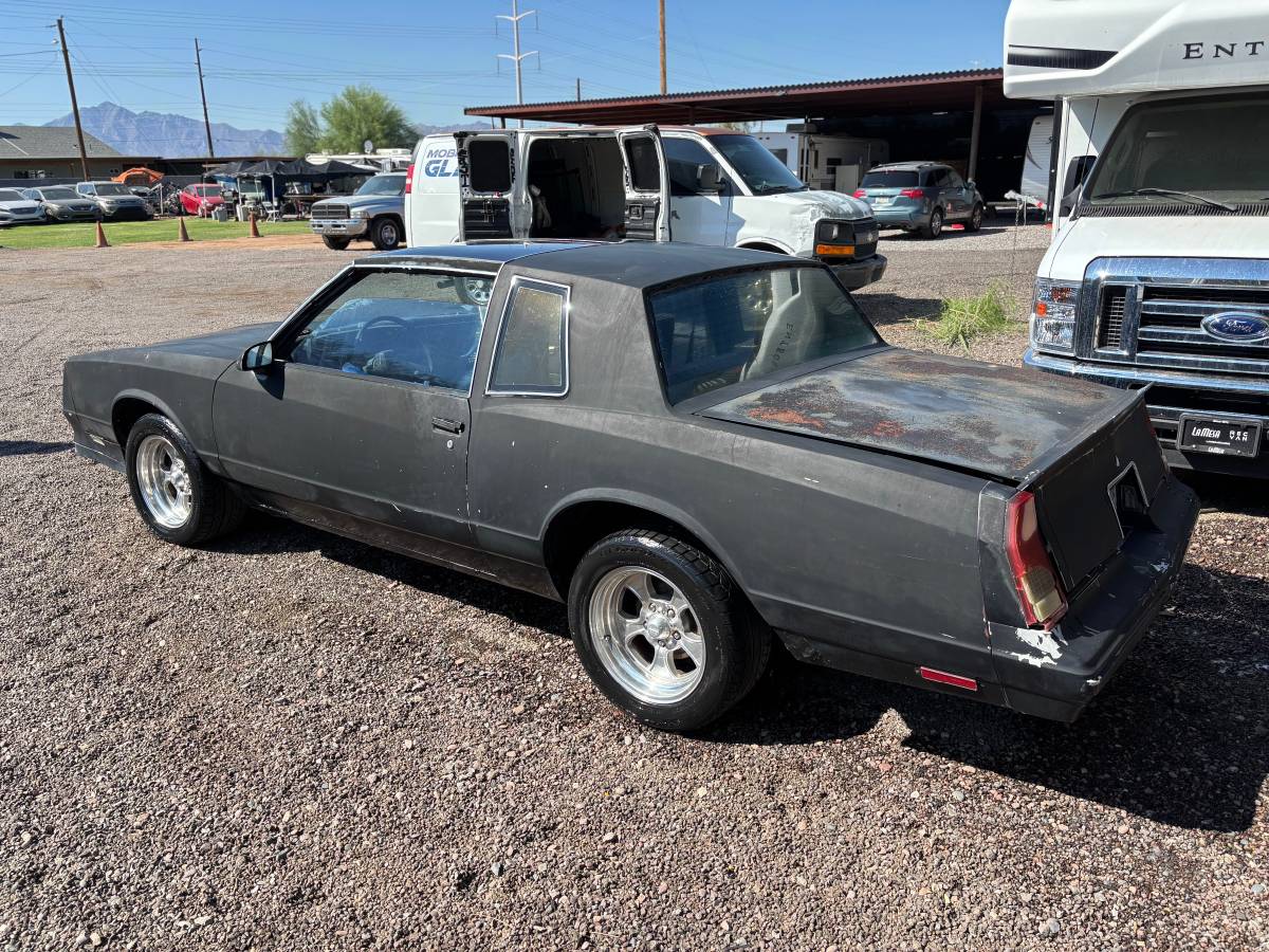 Chevy-monte-carlo-1987-4