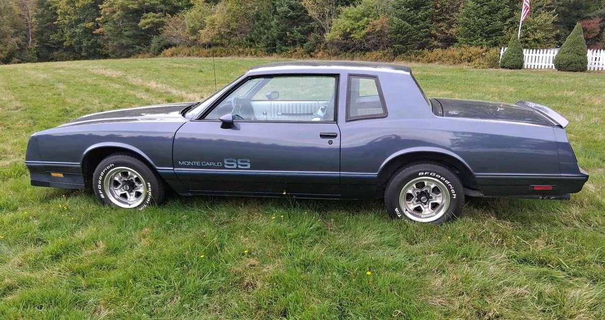 Chevy-monte-carlo-ss-1984-blue