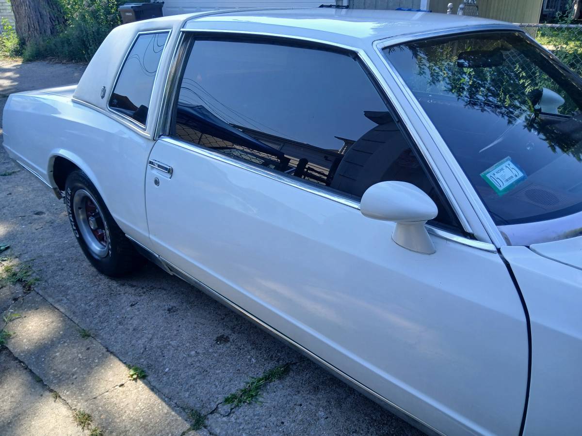Chevy-montecarlo-1982-3