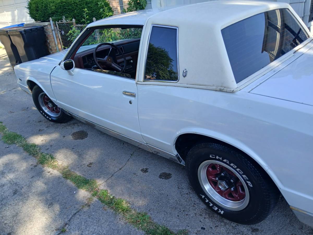 Chevy-montecarlo-1982-4