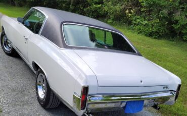 Chevy-monty-carlo-1970-white-17
