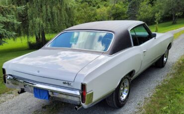 Chevy-monty-carlo-1970-white-18