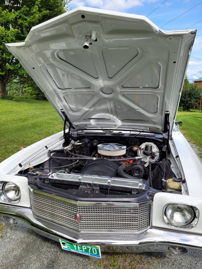 Chevy-monty-carlo-1970-white-2