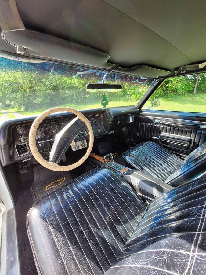 Chevy-monty-carlo-1970-white-9