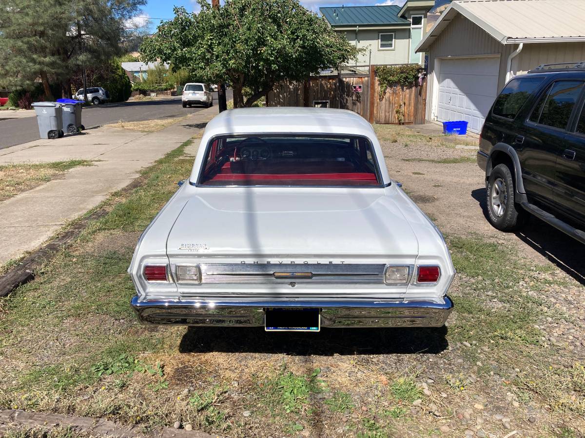 Chevy-nova-1965-white-4