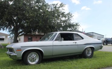 Chevy-nova-1970-silver-1