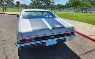 Chevy-nova-1970-silver-1