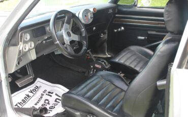 Chevy-nova-1970-silver-16