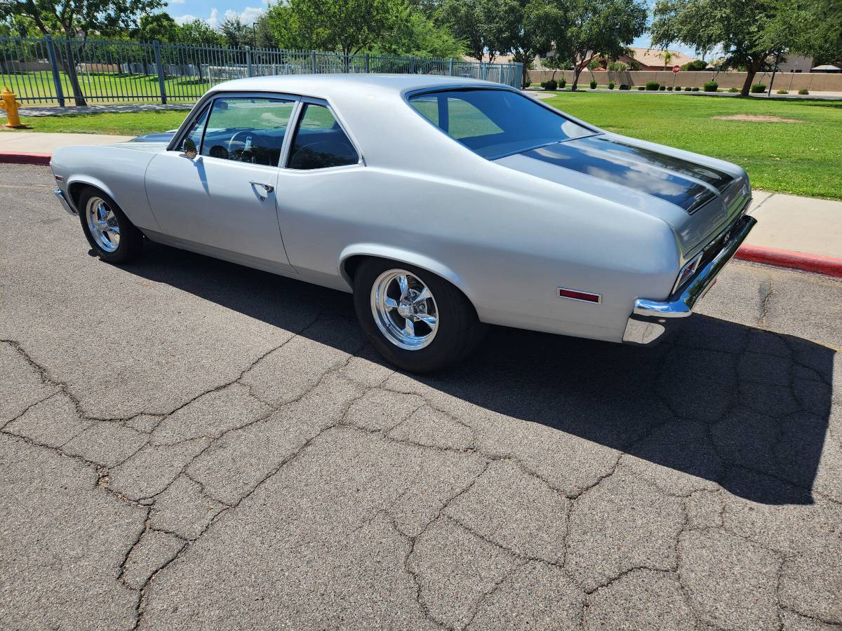 Chevy-nova-1970-silver-23