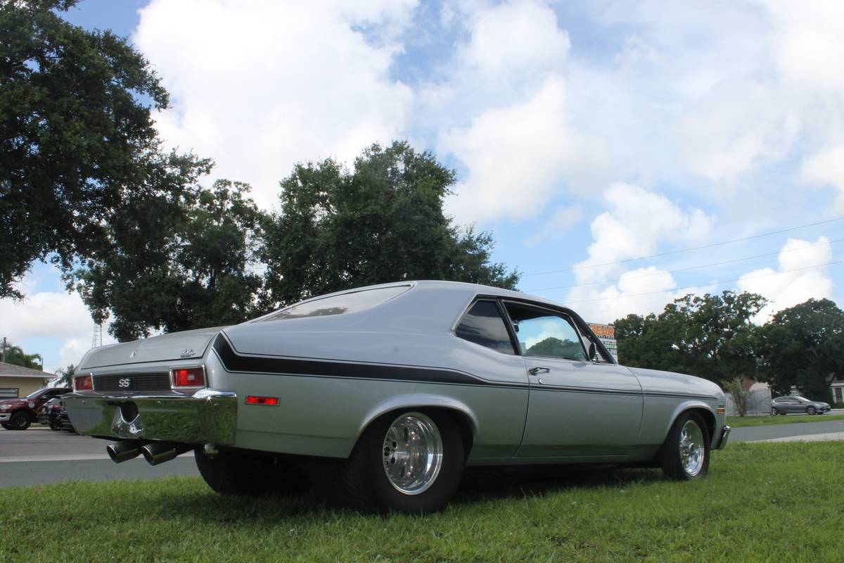 Chevy-nova-1970-silver-4