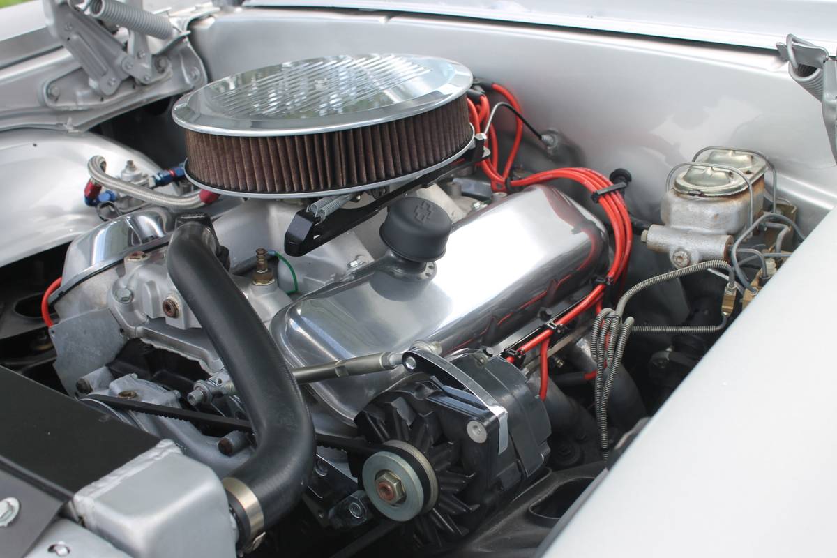 Chevy-nova-1970-silver-7