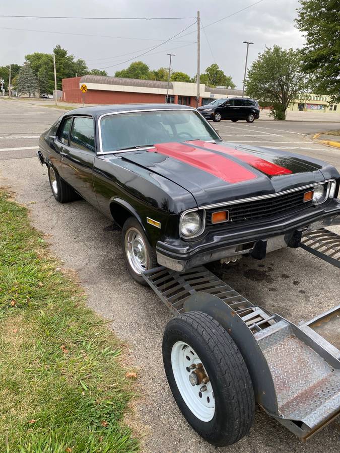 Chevy-nova-1973-black-2