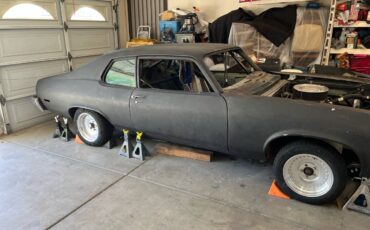 Chevy-nova-1974-black-8