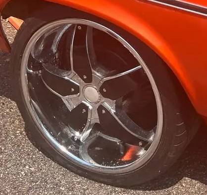 Chevy-nova-1974-orange-3