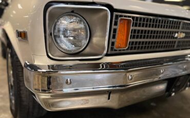 Chevy-nova-1975-white-21