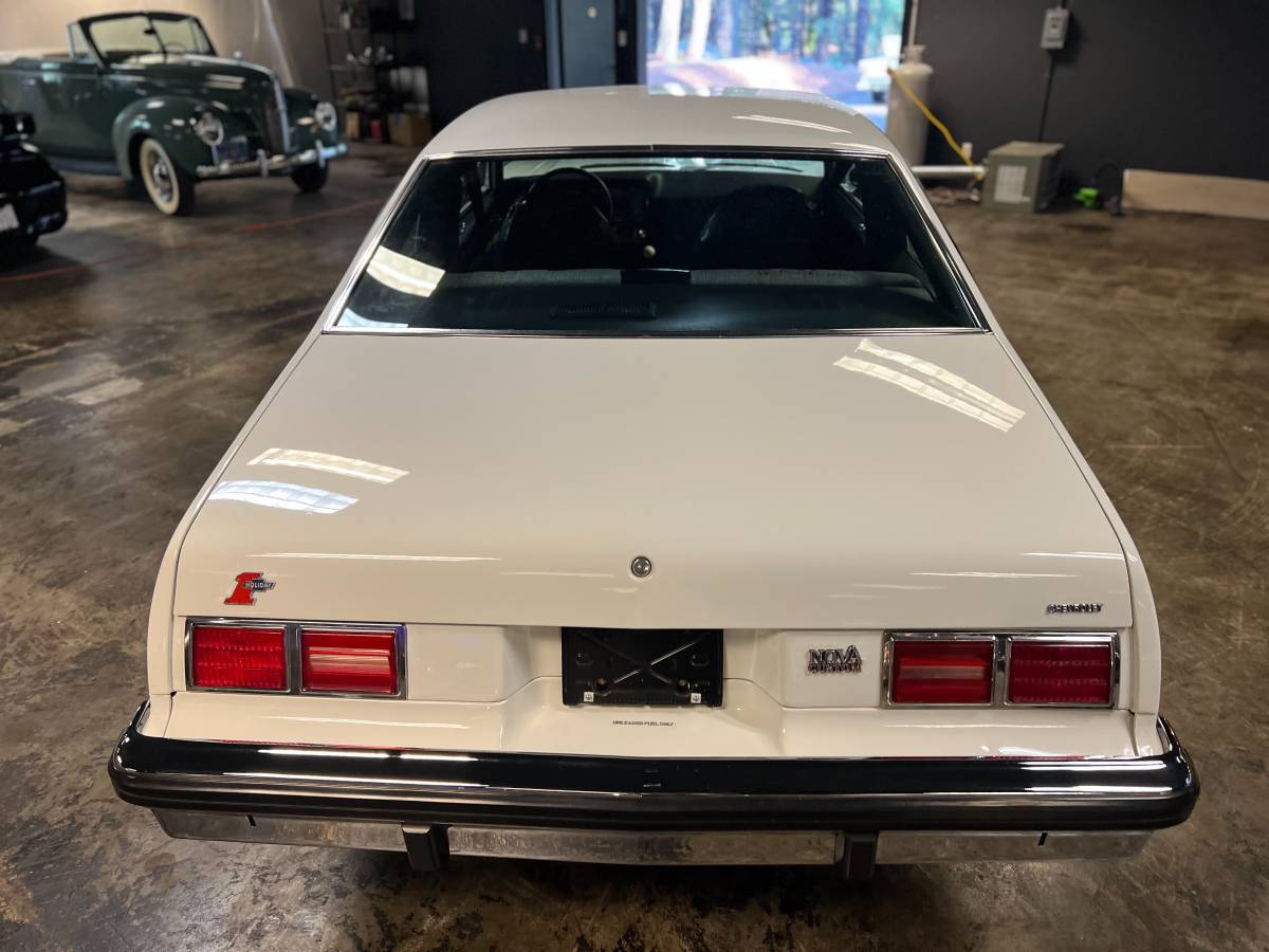 Chevy-nova-1975-white-4