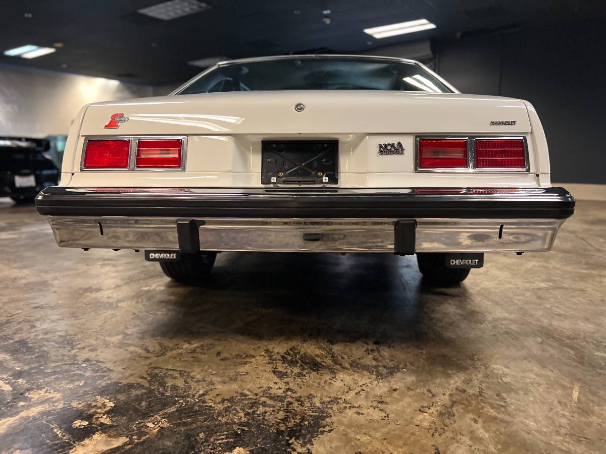 Chevy-nova-1975-white-5