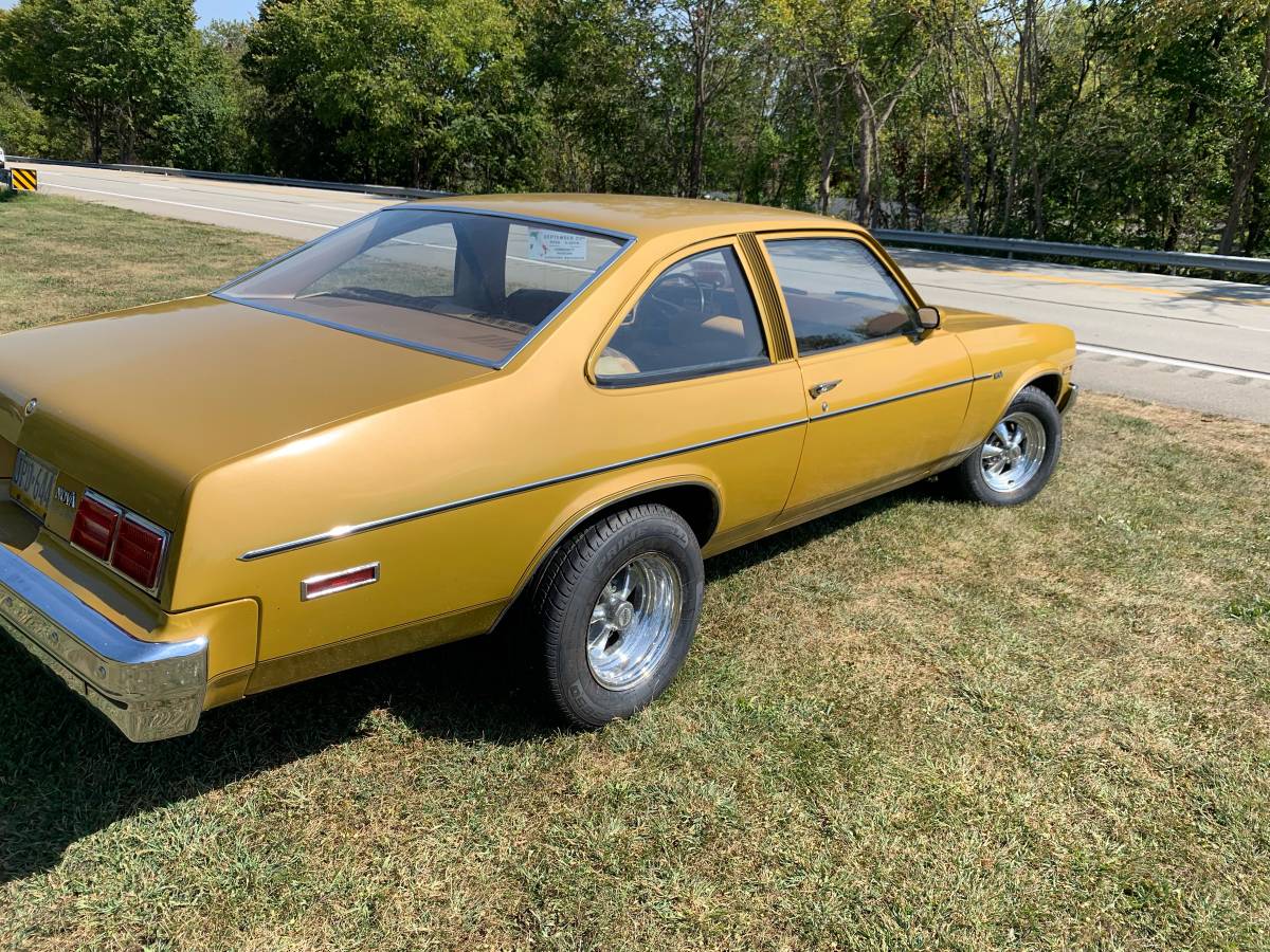 Chevy-nova-1976-5