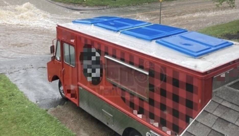Chevy-p-30-food-truck-1986-red-8