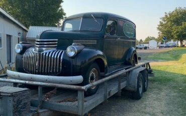 Chevy-panel-truck-1946-green-1