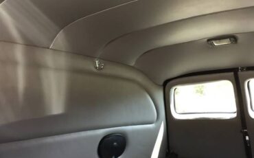 Chevy-panel-truck-1st-series-1955-silver-10