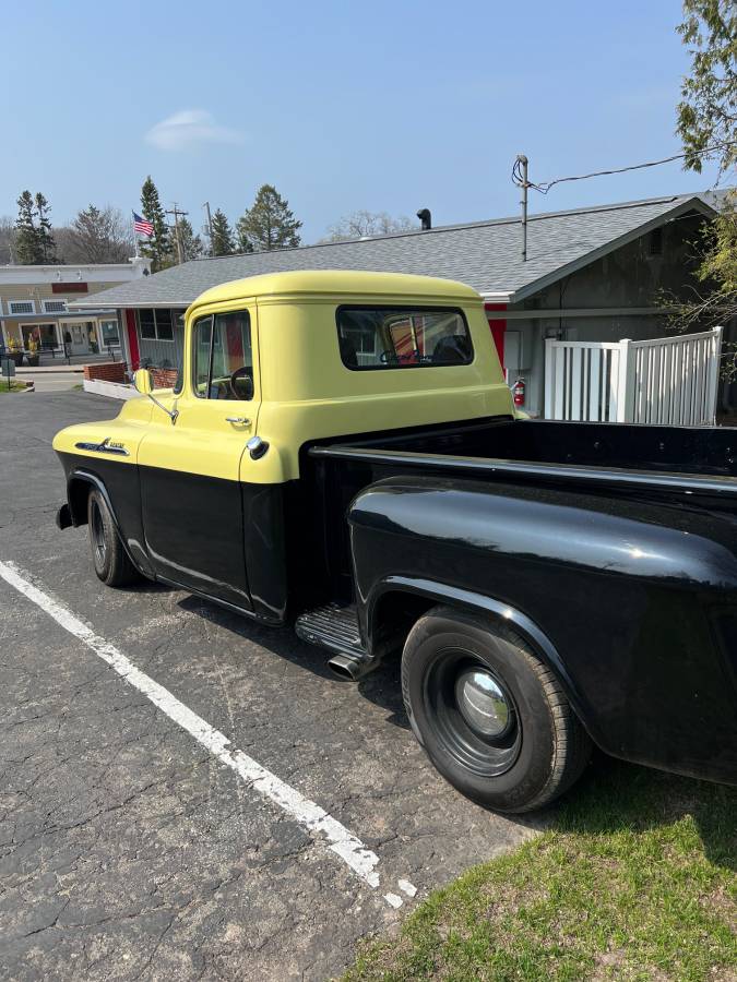 Chevy-pickup-1957-blue-7