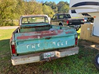 Chevy-pickup-longbed-1970-green-9