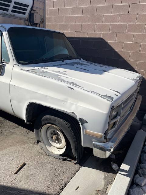 Chevy-r3009-1987-white-1