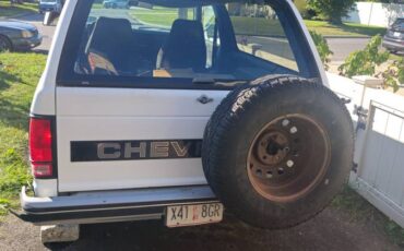 Chevy-s10-blazer-1988-white-4