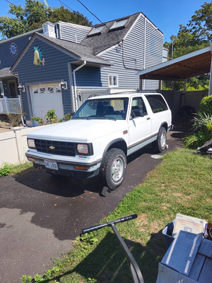 Chevy-s10-blazer-1988-white-5