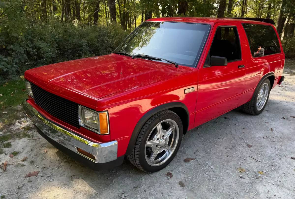 Chevy-s10-blazer-1990-red-15