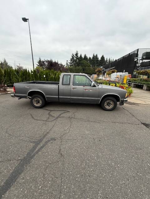 Chevy-s10-extended-cab-pickup-1989-grey-10