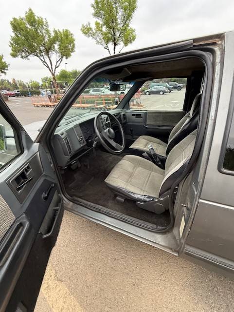 Chevy-s10-extended-cab-pickup-1989-grey-2
