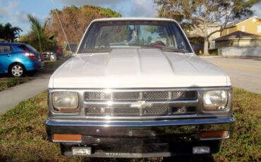 Chevy-s10-pickup-1988-white-1