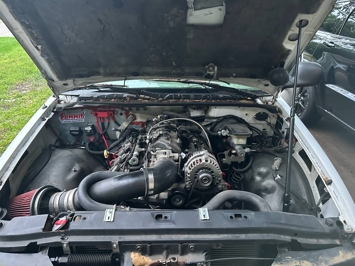 Chevy-s10-pickup-1994-white-4