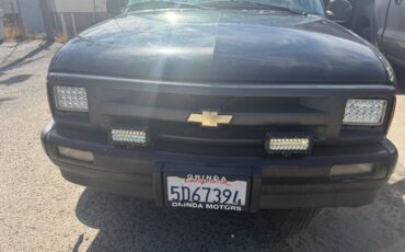 Chevy-s10-pickup-1995-black-10