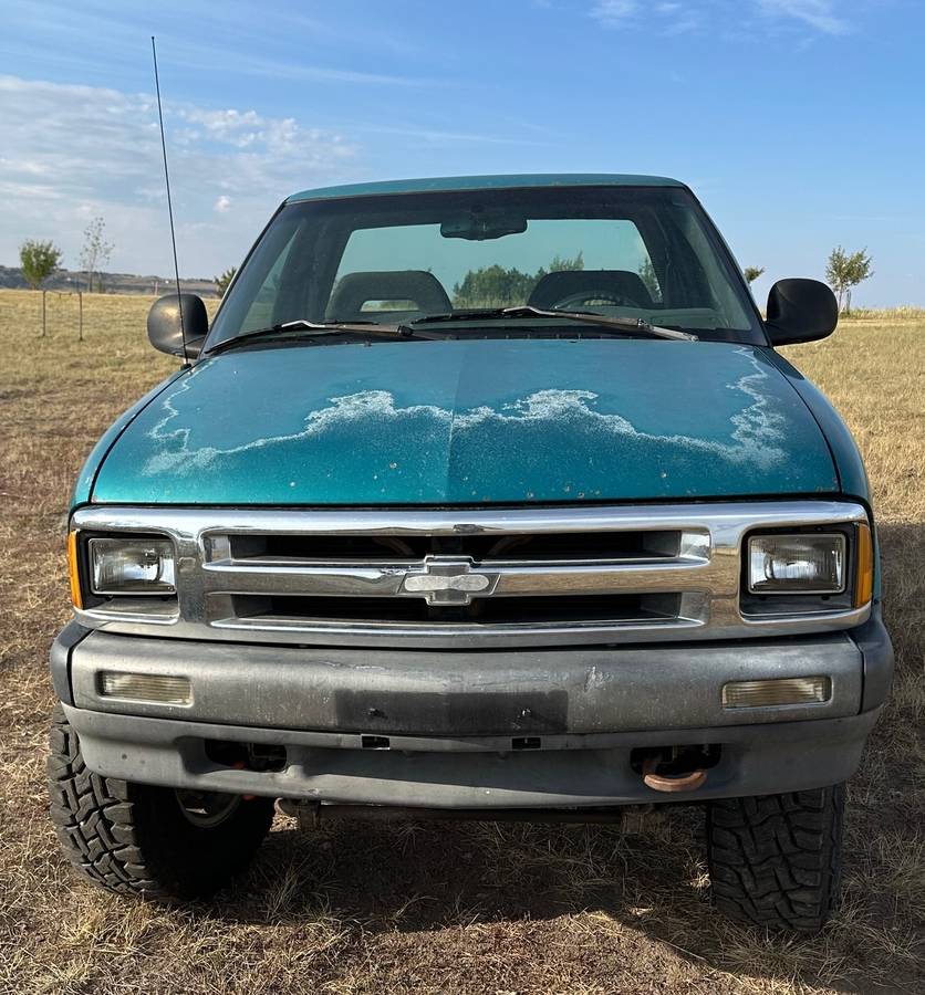Chevy-s10-pickup-1995-green-1