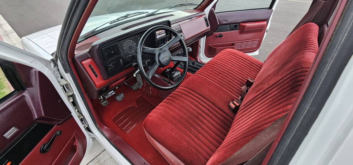 Chevy-scottsdale-1988-white-5