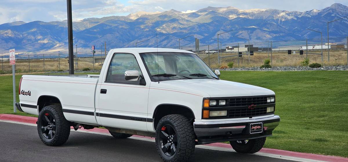 Chevy-scottsdale-1988-white