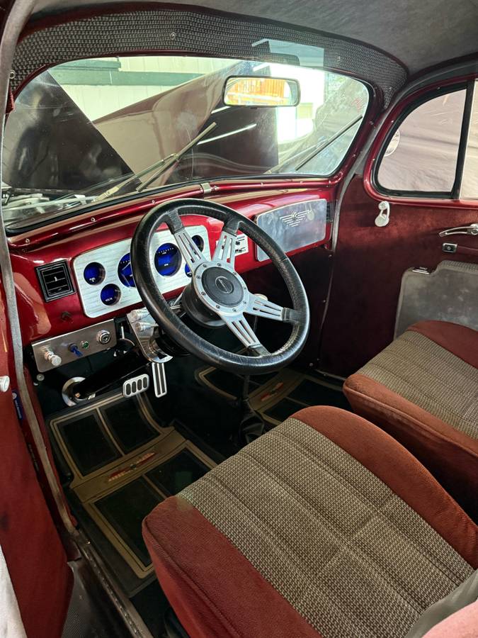 Chevy-sedan-1935-red-8
