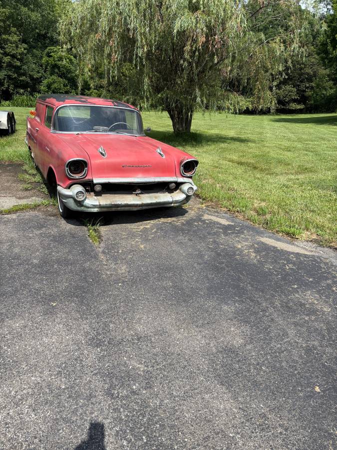Chevy-sedan-delivery-1958-red-1